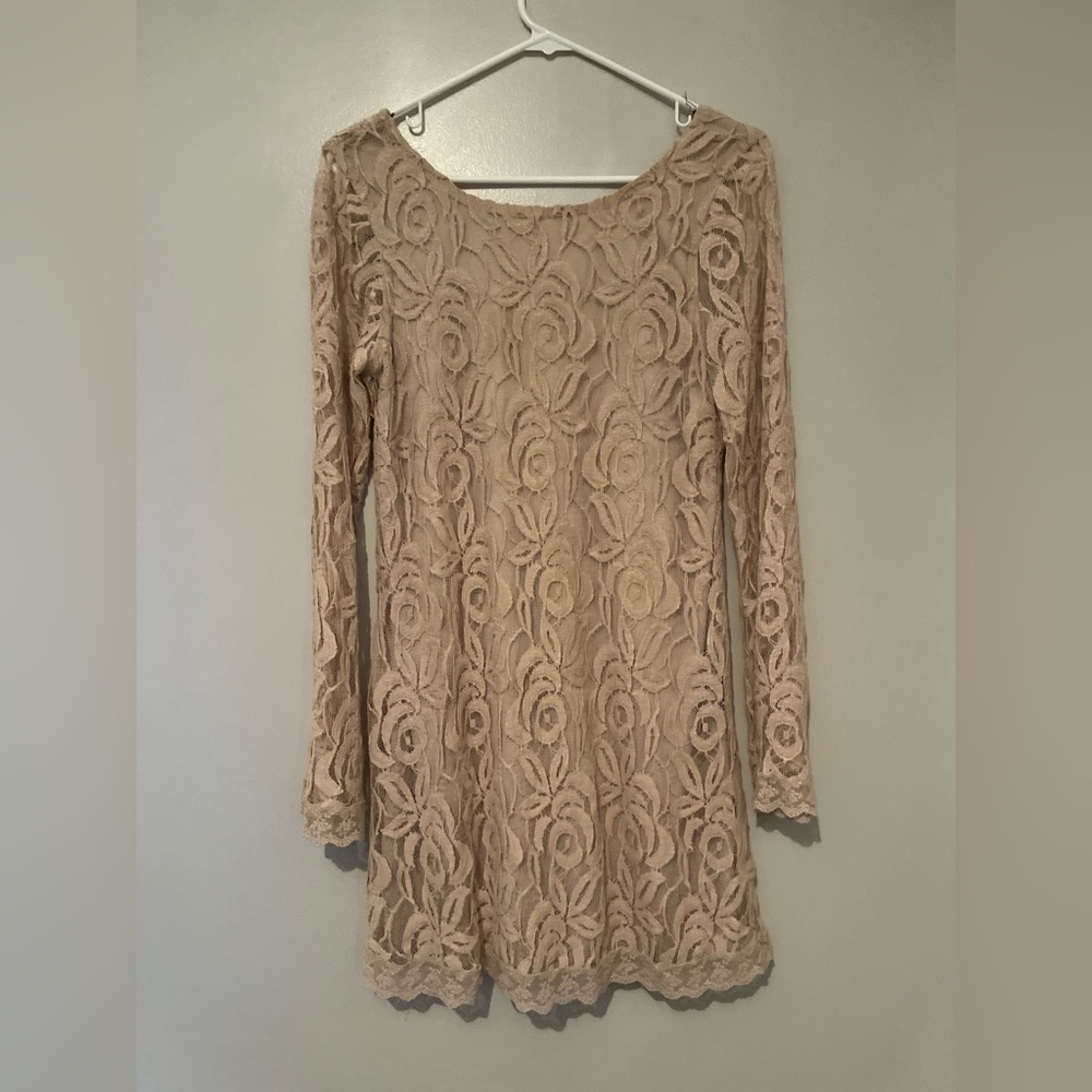🤍 Cream Lace Low-Back Bodycon Dress - Size Small/Medium 🤍
